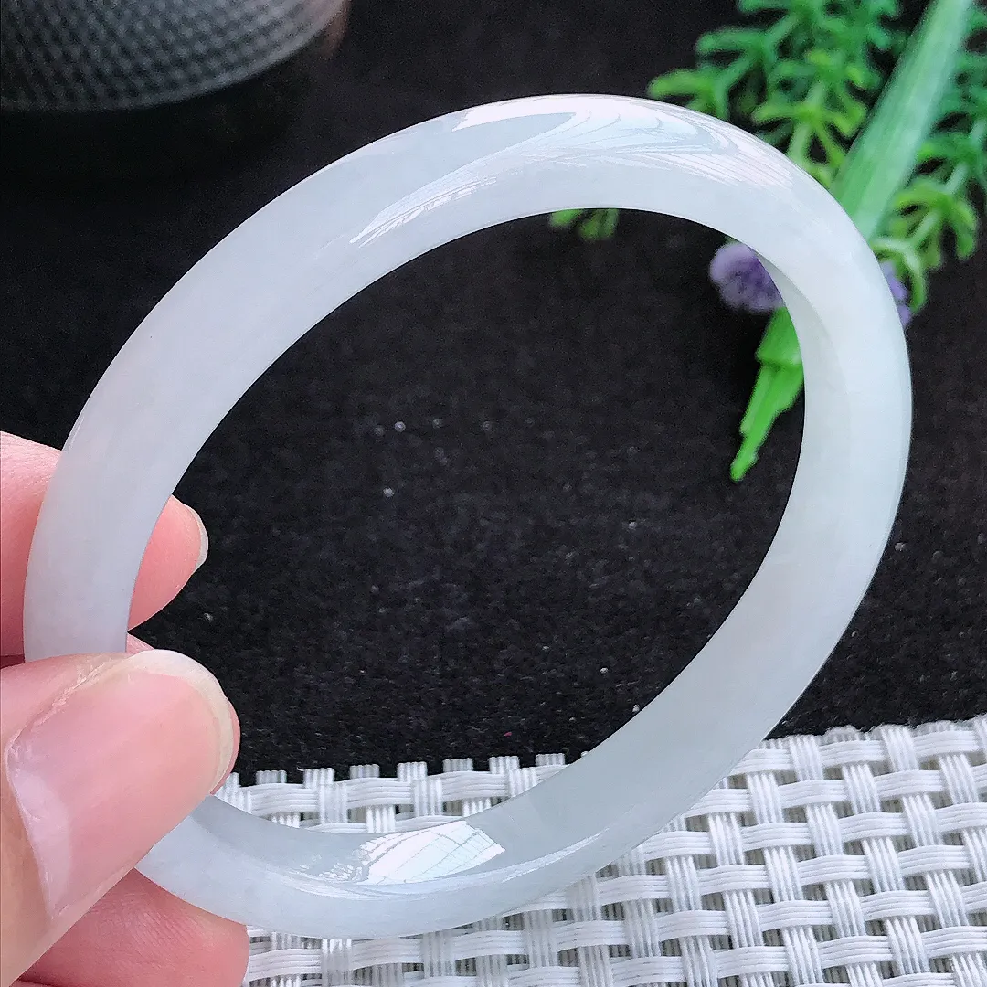 自然光57.5/53/9/7老坑秀气冰润贵妃手镯天然翡翠玉镯百搭女款
