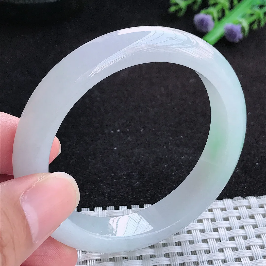 自然光53.5/12/8.2老坑冰胶果冻飘绿宽边手镯天然翡翠玉镯百搭女款