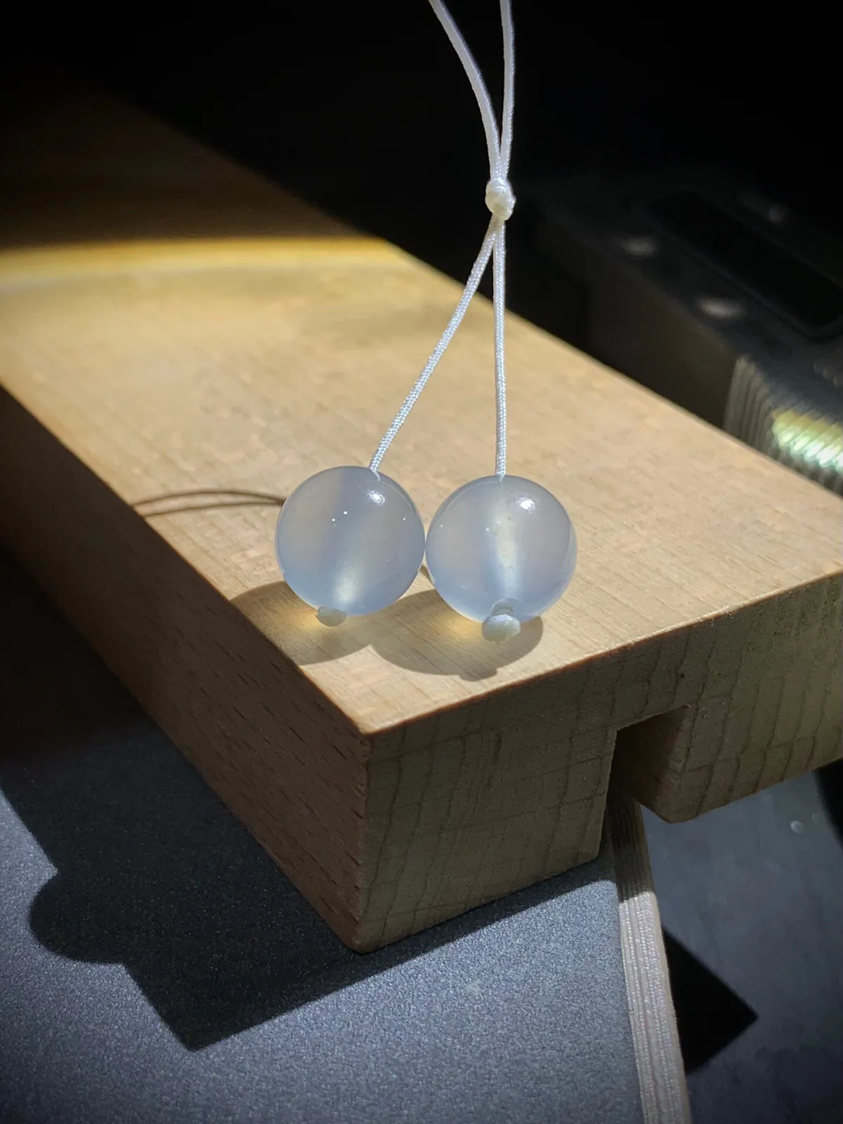 白冰珠子，直径9.8mm，种水不错，料子好