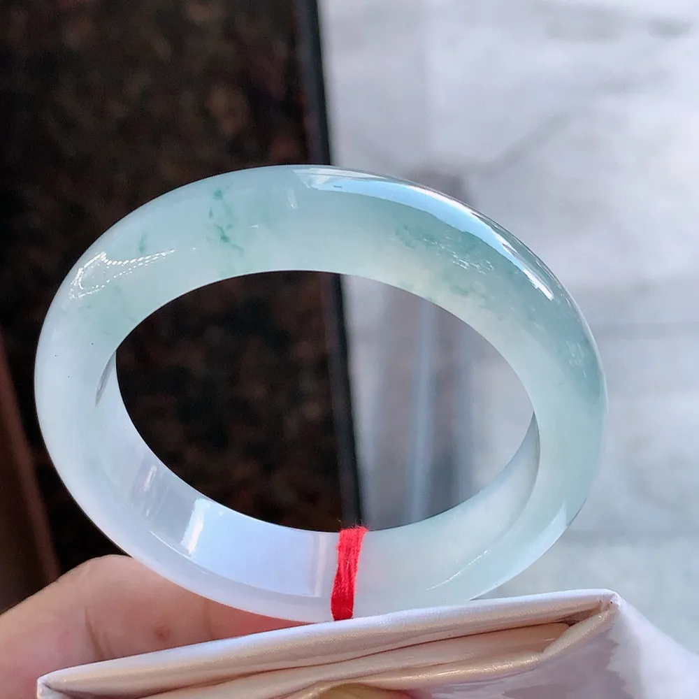正圈冰玻飘花 无瑕 尺寸:51.5/12.8/8.2 花美 种水好