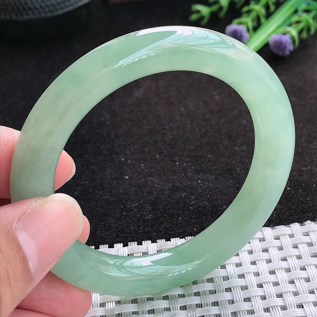 自然光52.5/9.9/9.7老坑冰胶果冻冰晴满甜绿圆条手镯天然翡翠玉镯百搭女款