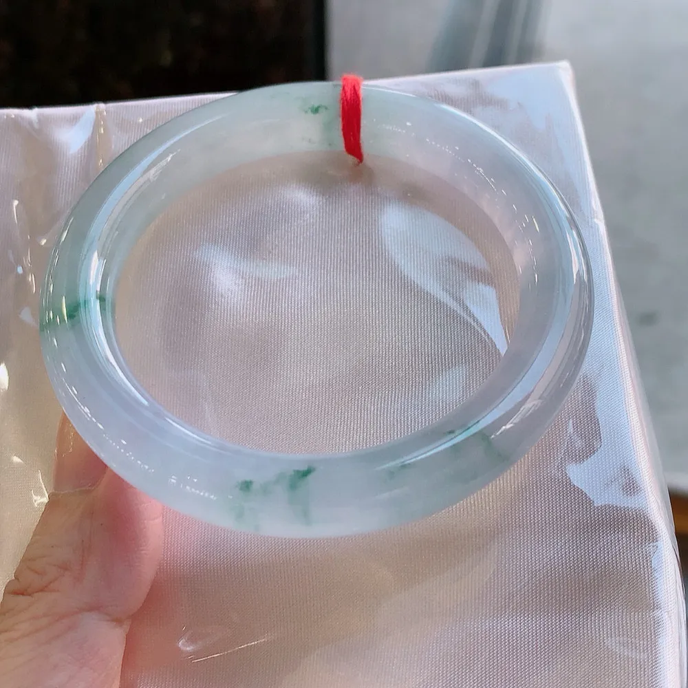 圆条冰玻紫罗兰飘花 无瑕 尺寸:56.4/10.4/9.9 种色俱佳