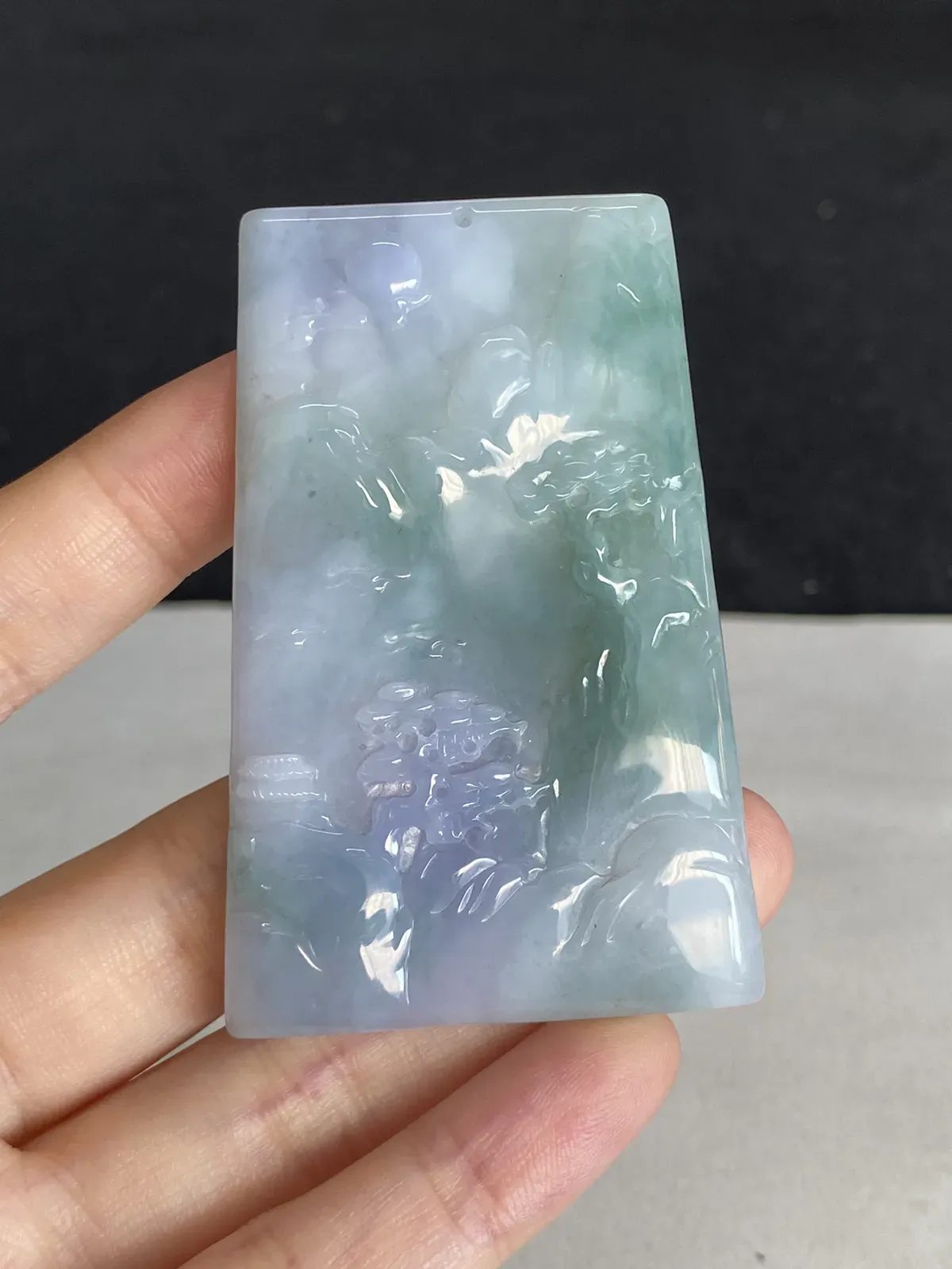 翡翠糯化种春带彩山水牌