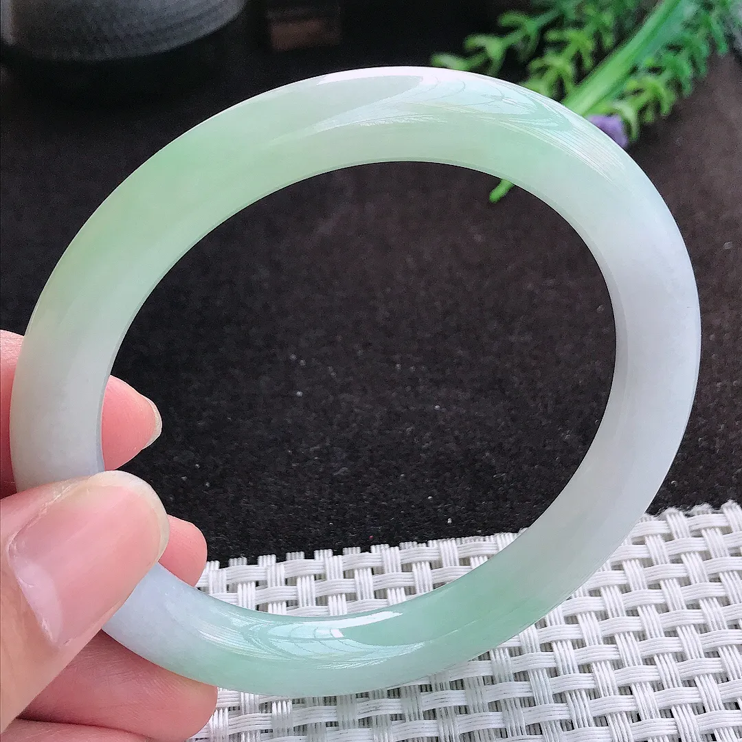 自然光62/9.8/9.7老坑冰润起胶冰晴大圈口圆条手镯天然翡翠玉镯百搭女款