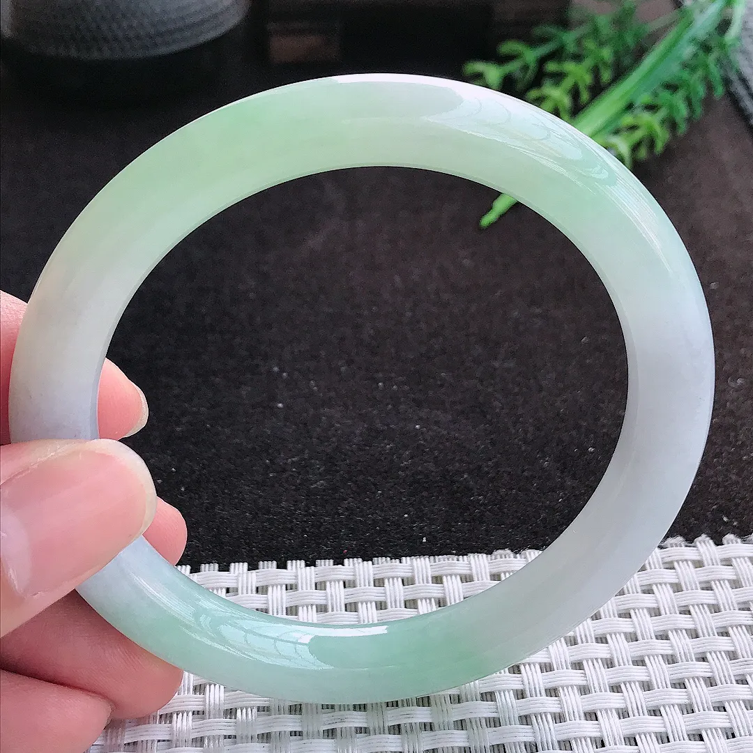 自然光62/9.8/9.7老坑冰润起胶冰晴大圈口圆条手镯天然翡翠玉镯百搭女款