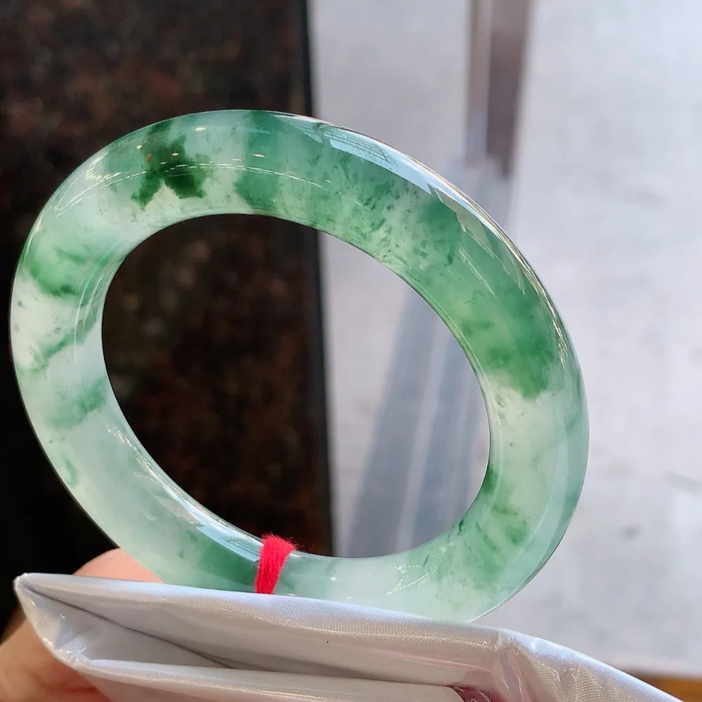 圆条满圈冰玻飘花 无瑕 尺寸:57.1/12.1 花美 种水好