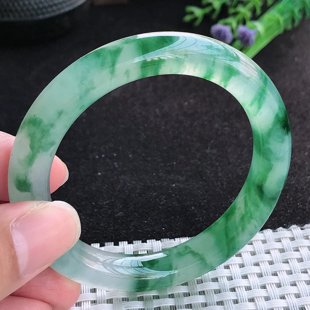 自然光53/10.2/9.5老坑冰种果冻胶冰飘花圆条手镯天然翡翠玉镯百搭收藏款
