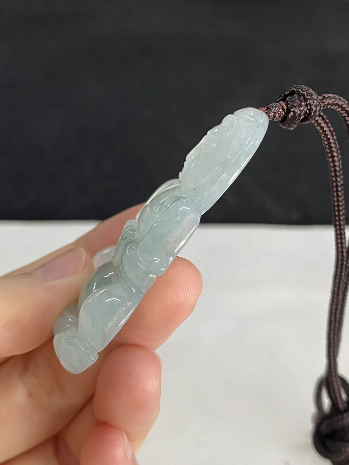 翡翠冰糯种绿色观音吊坠