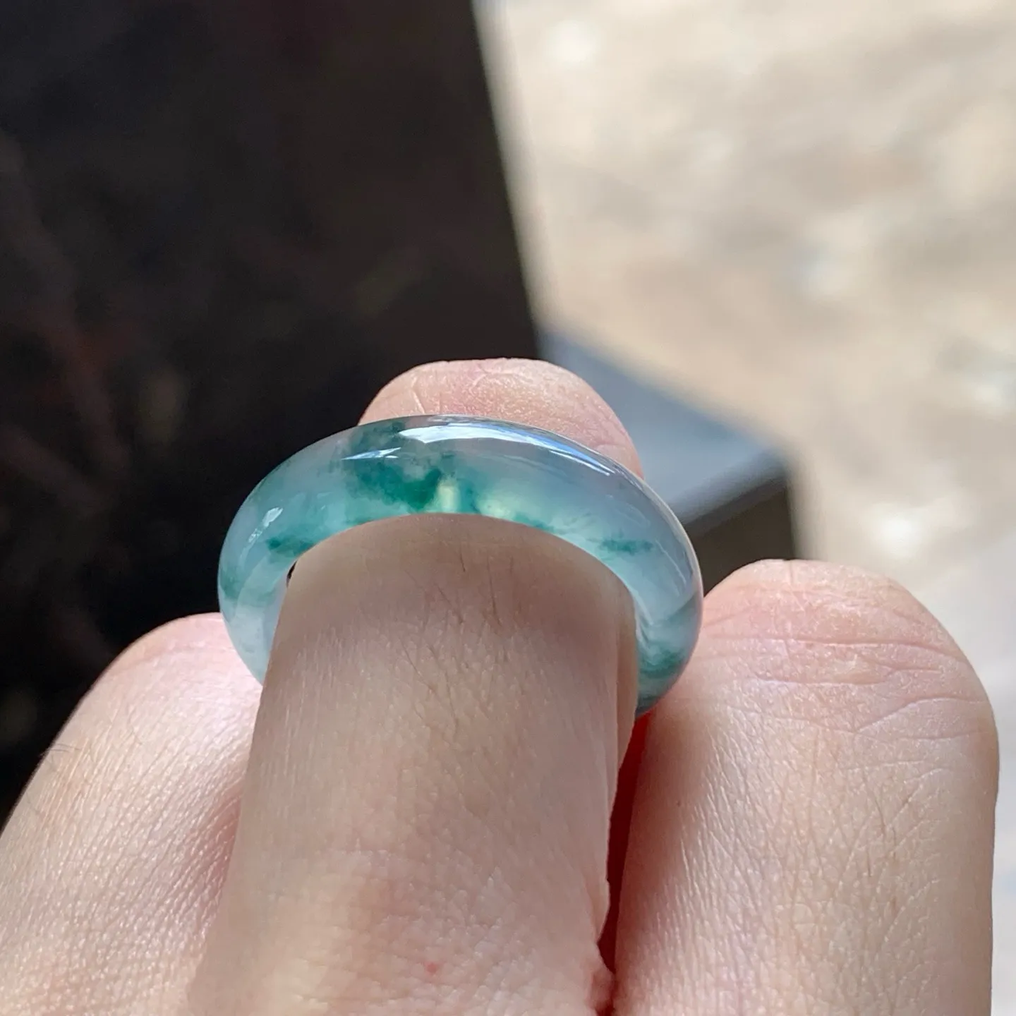 冰种飘花指环
飘花灵动