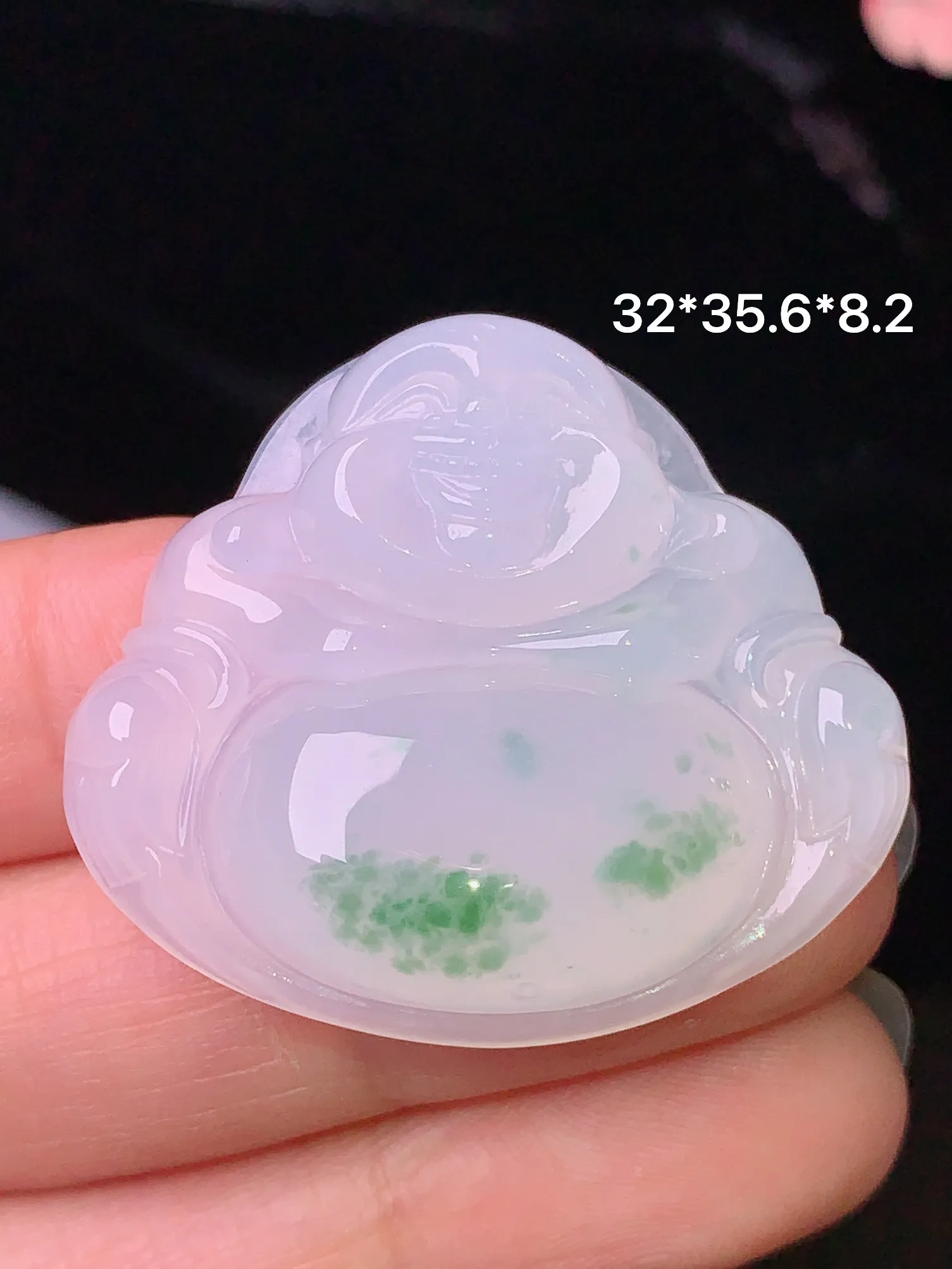 飘绿佛公吊坠 玉质细腻 色泽清新艳丽 整体尺寸32*35.6*8.2