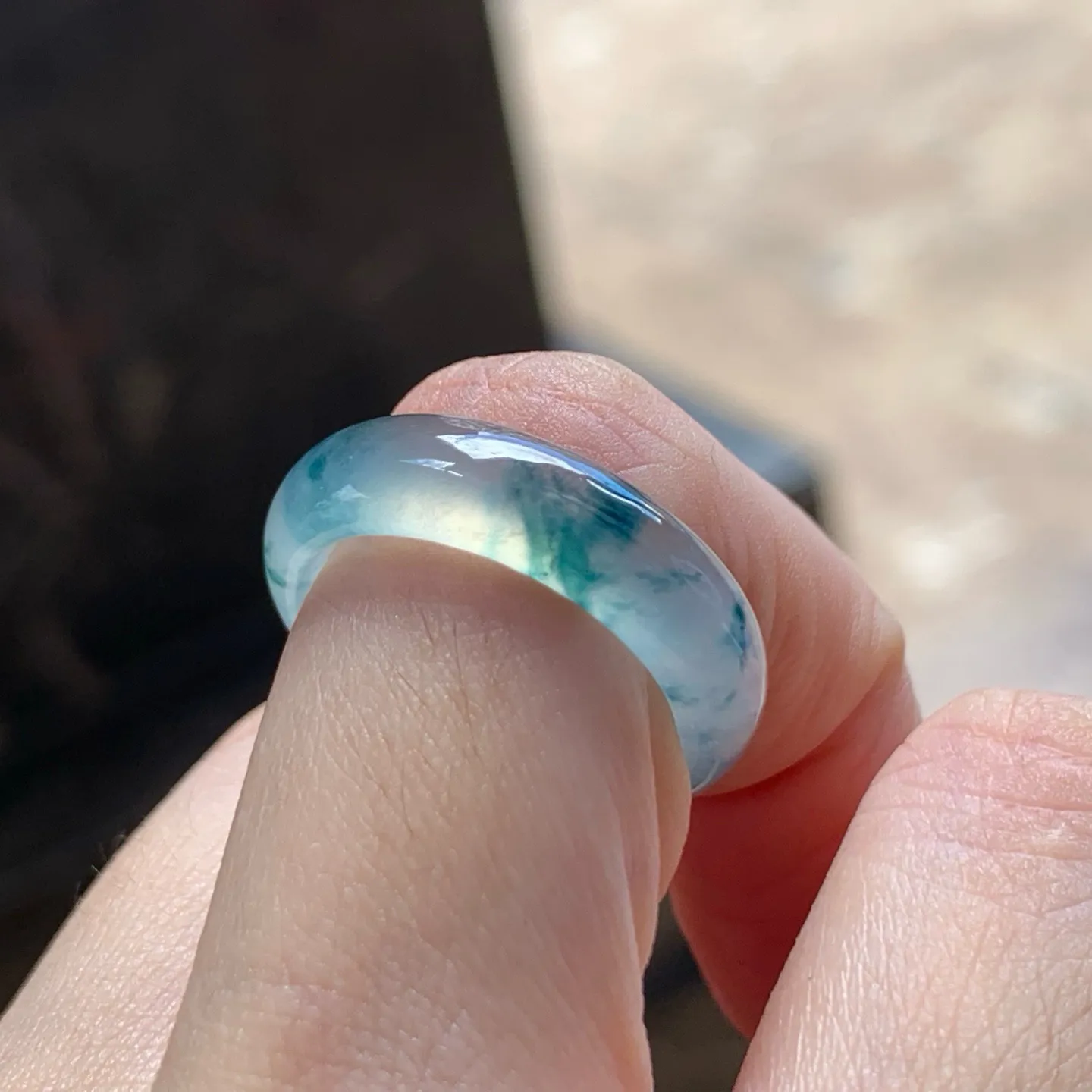冰种飘花指环
种老水足