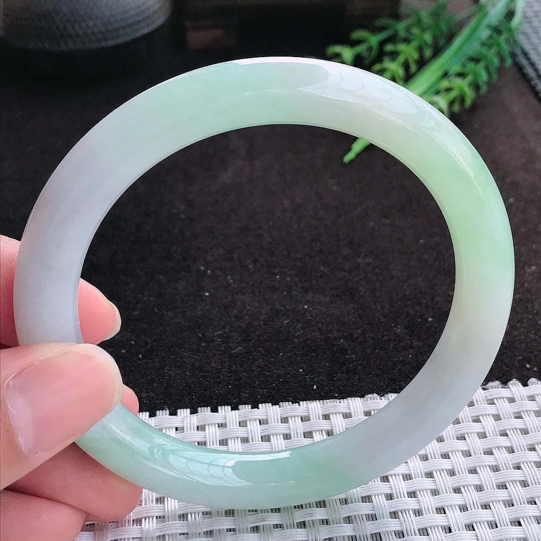 自然光62/9.8/9.7老坑冰润起胶冰晴大圈口圆条手镯天然翡翠玉镯百搭女款