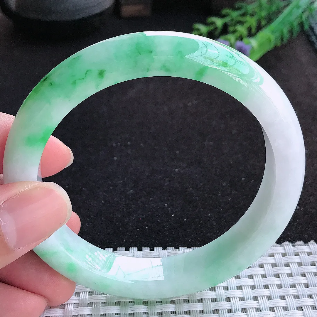 自然光62.5/12.5/9.3大圈口老坑精美温润飘阳绿手镯天然翡翠玉镯百搭女款