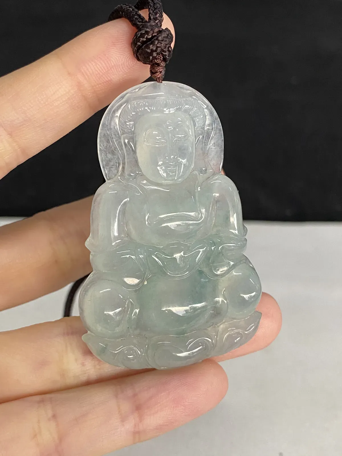 翡翠冰糯种绿色观音吊坠