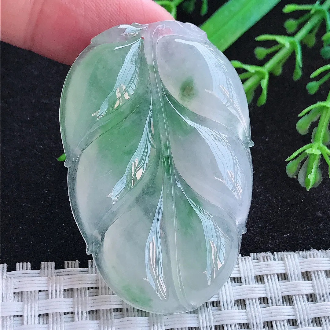 自然光49.3/32.6/6.2老坑冰胶果冻胶飘花大叶子吊坠天然翡翠玉坠挂件