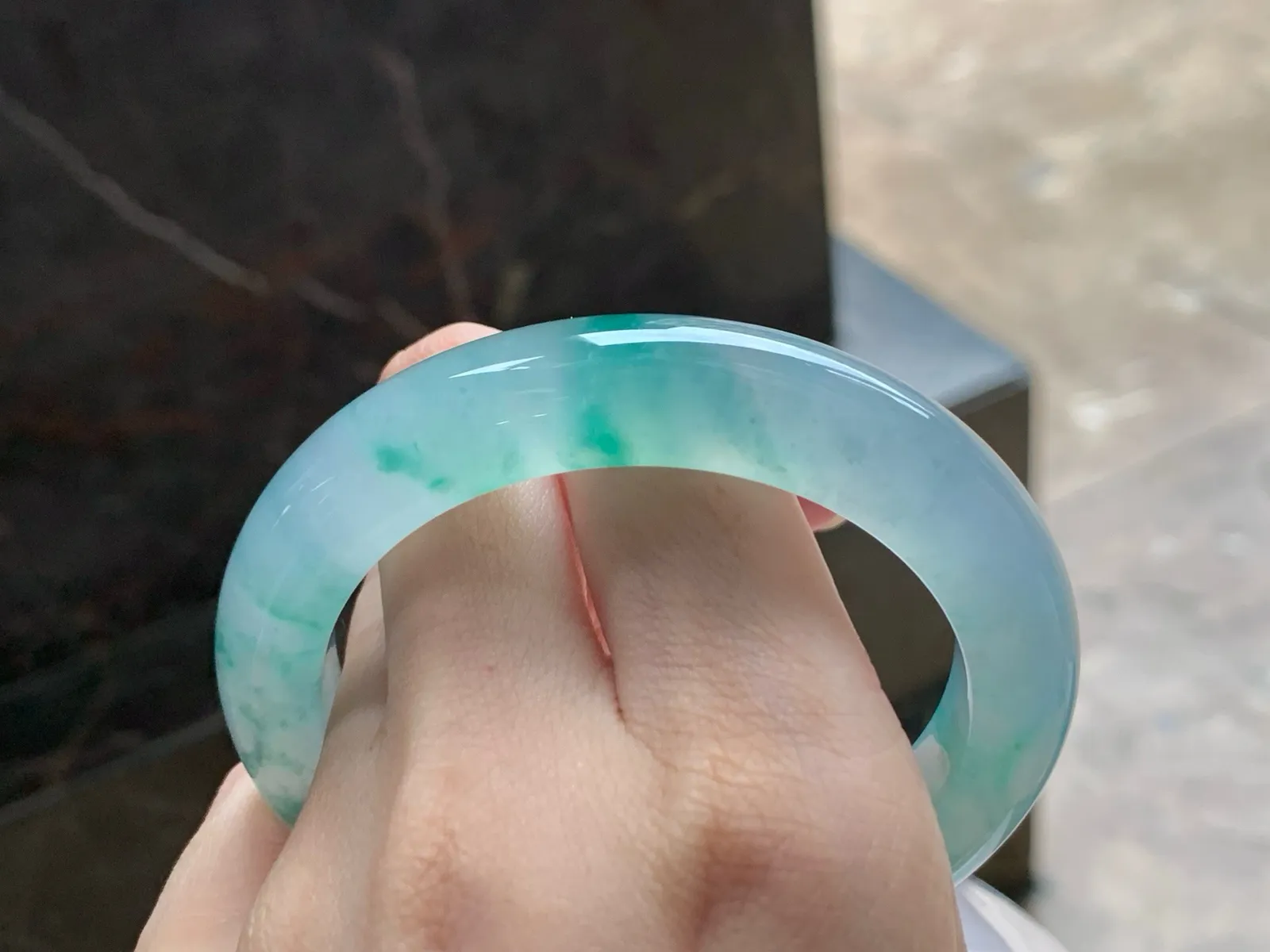 冰种色花手镯
种老55/11.6/10