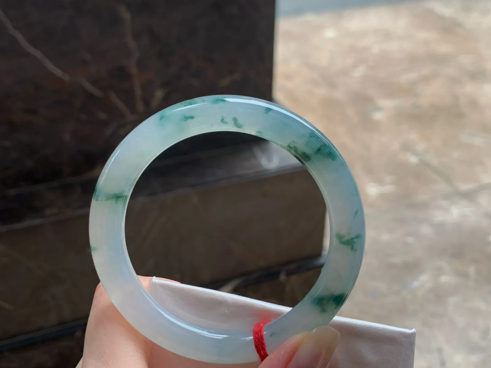 冰种飘花福镯
55.3/9.2