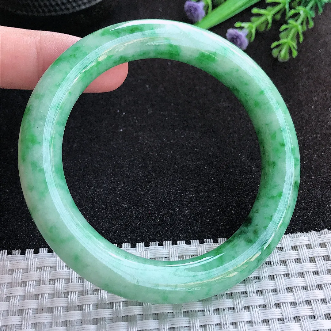 自然光58/10.8/11老坑精美冰润飘阳绿圆条手镯天然翡翠玉镯百搭女款