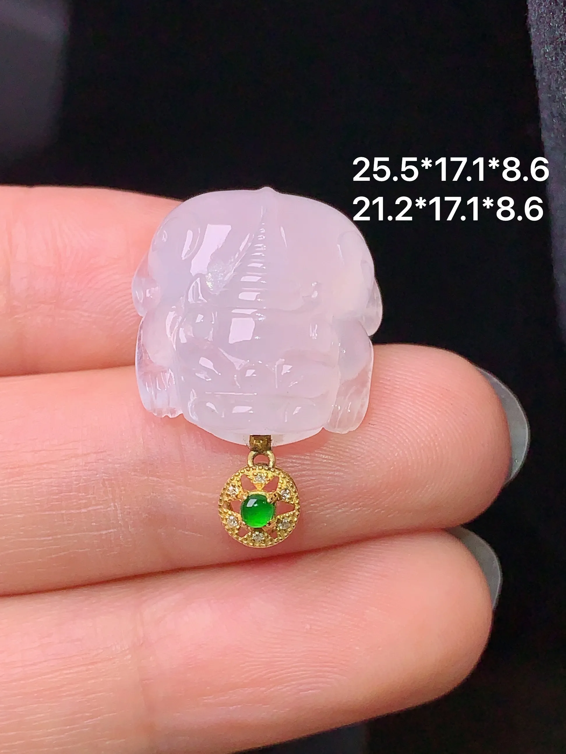 18k金钻镶嵌冰种貔貅吊坠 玉质细腻 色泽清新艳丽 整体尺寸25.5*17.1*8.6