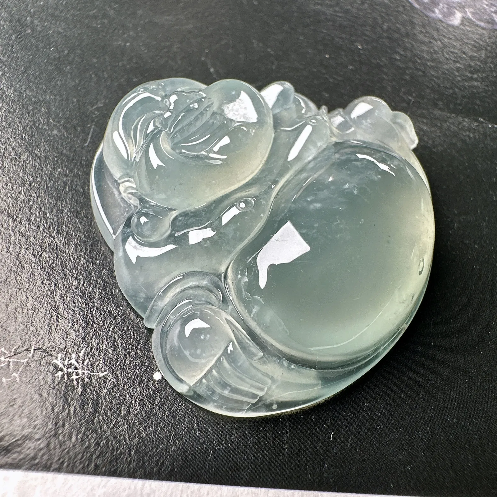 【冰种佛公吊坠】种水上乘，晶莹剔透，纯净通透，莹光感很强