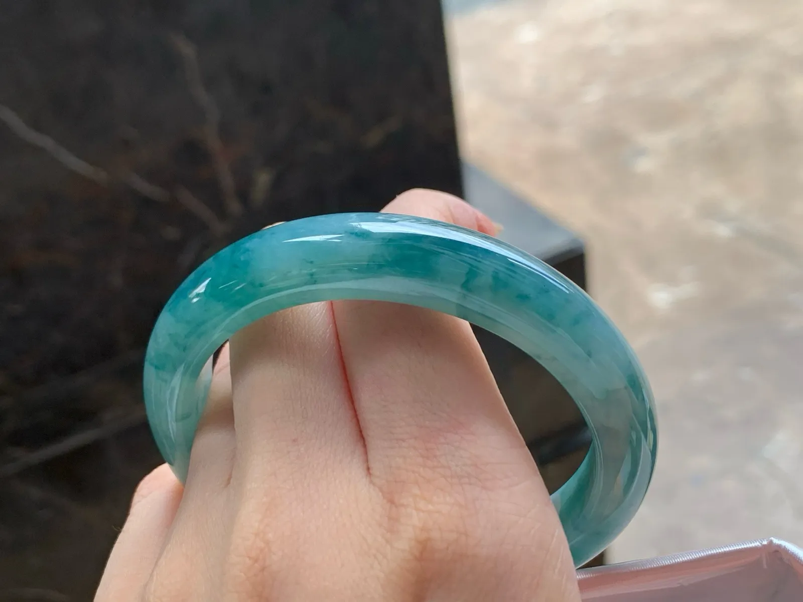 糯种飘花手镯
58.5/12/8.6