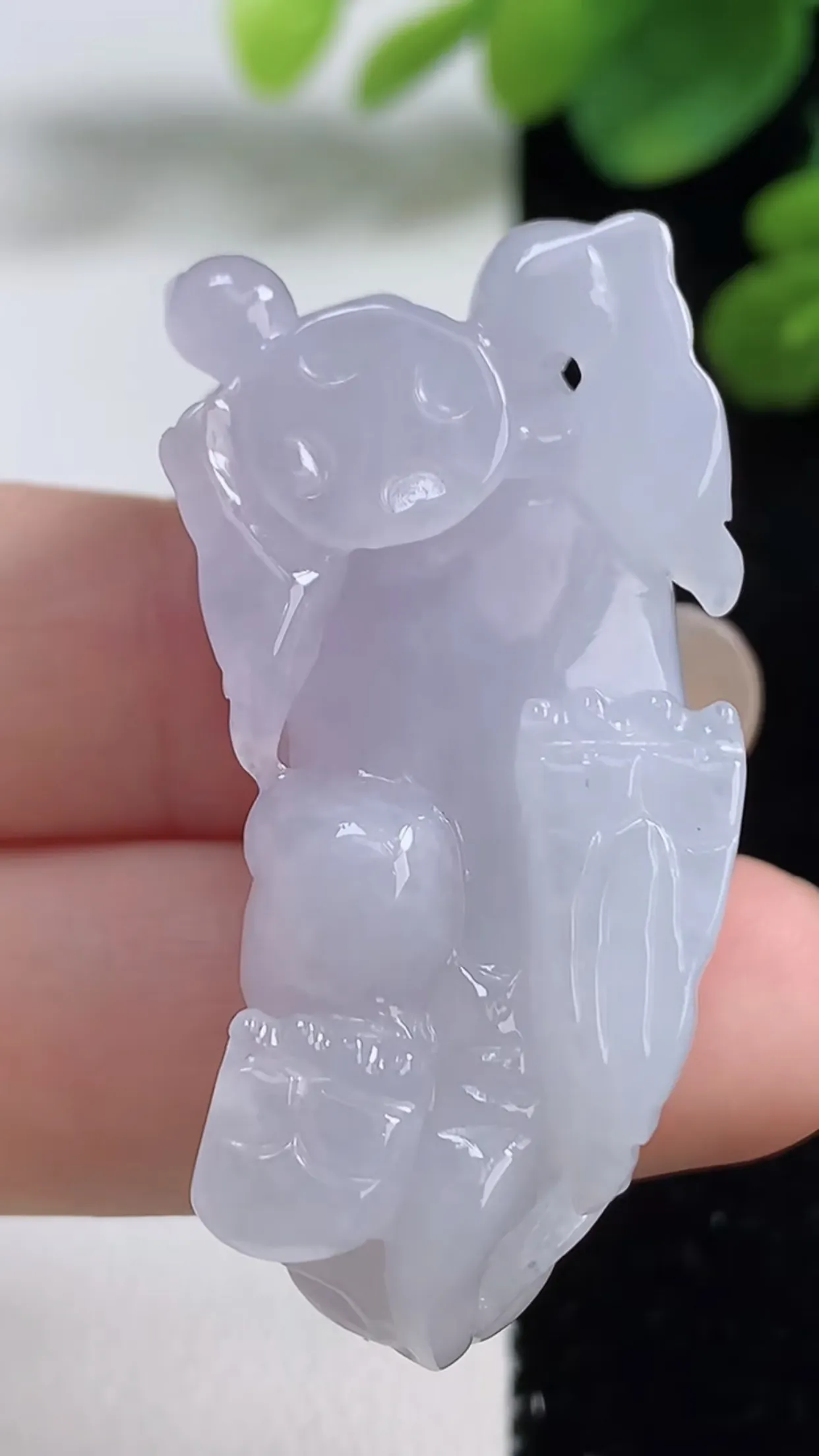 缅甸天然翡翠a货 老坑料起胶冰润 紫罗兰招财霸气貔貅吊坠，尺寸43-19.4-12.8mm  y 25.12