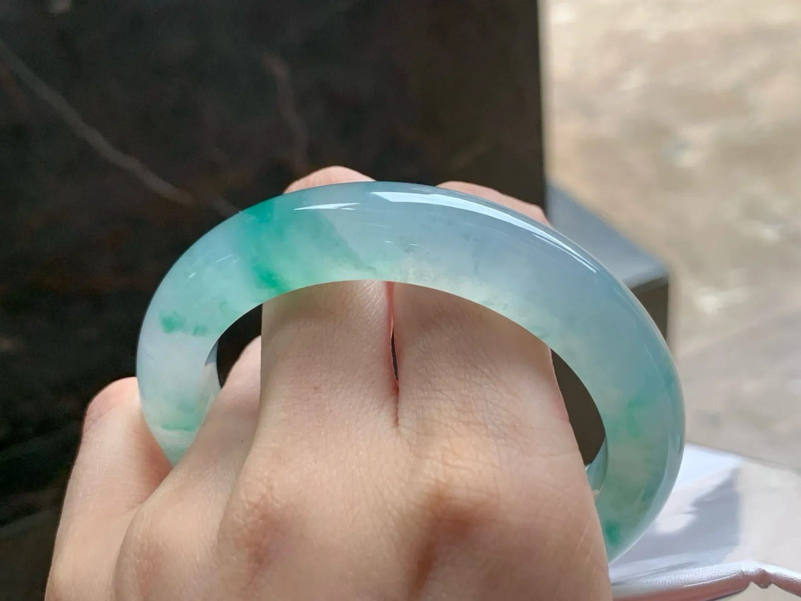 冰种色花手镯
种老55/11.6/10