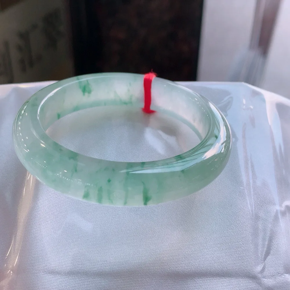 正圈冰玻飘花 无瑕 尺寸:52.9/12.4/8.8 花美 种水好