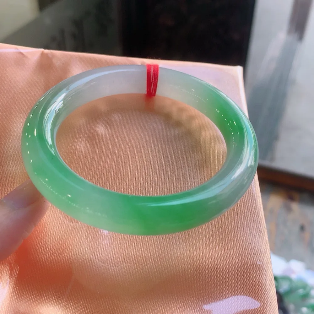 圆条高冰阳绿 微棉线 尺寸:53.7/10.2/9.5 种色俱佳🥰🥰