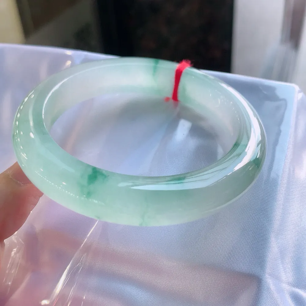 正圈冰玻飘花 无瑕 尺寸:59.2/12.6/9.7花美 种水好