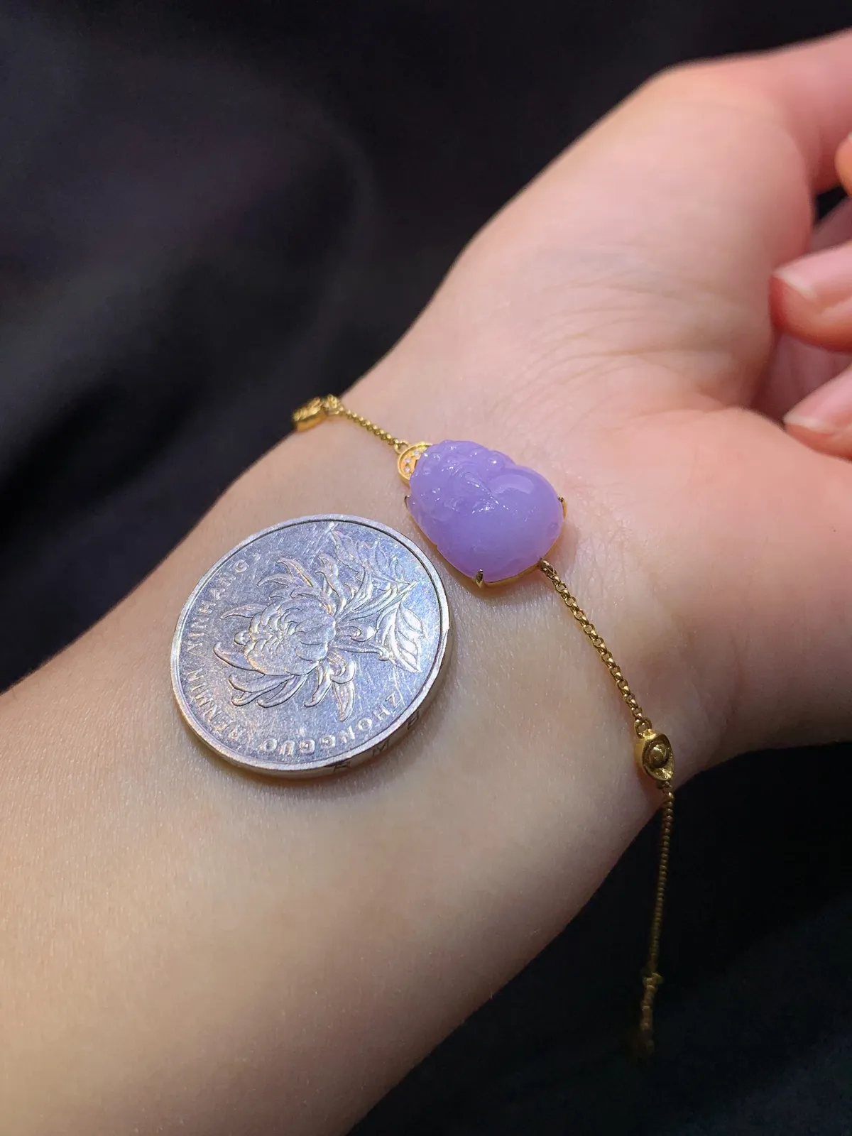 紫罗兰貔貅手链，18k金镶嵌，简约时尚，温润细腻，颜色鲜艳 尺寸13.7*10.8*5.8