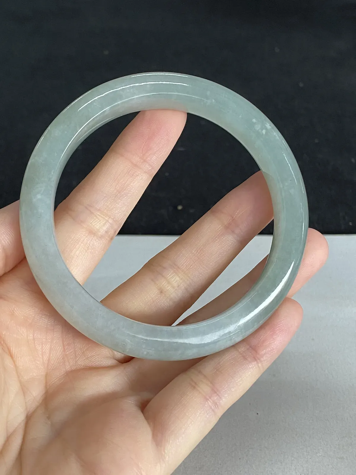 正圈57圈口，翡翠手镯