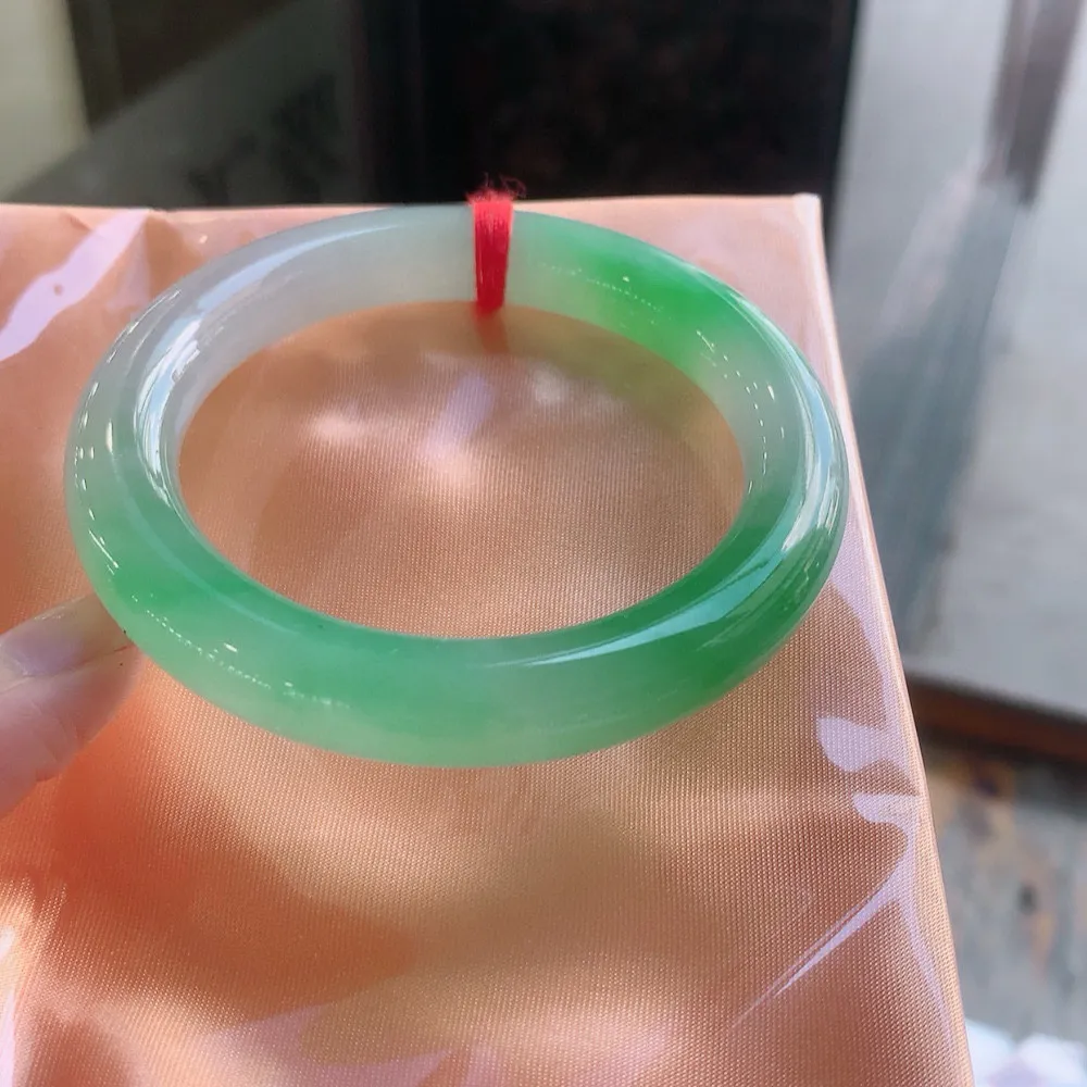 圆条高冰阳绿 微棉线 尺寸:53.7/10.2/9.5 种色俱佳🥰🥰