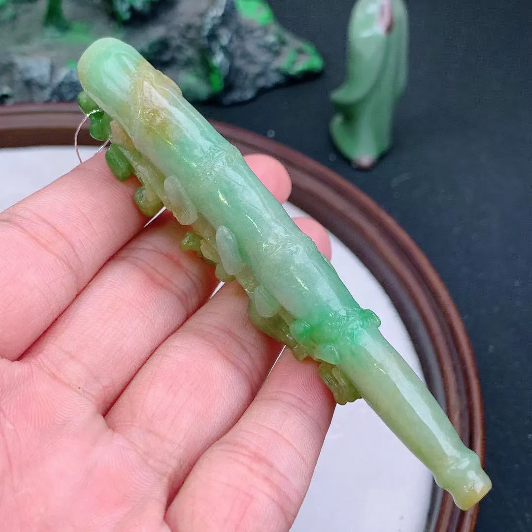 缅甸天然翡翠A货 老坑料起胶冰润 黄加绿招财貔貅烟嘴吊坠  尺寸95-27-13mm   y 37.12