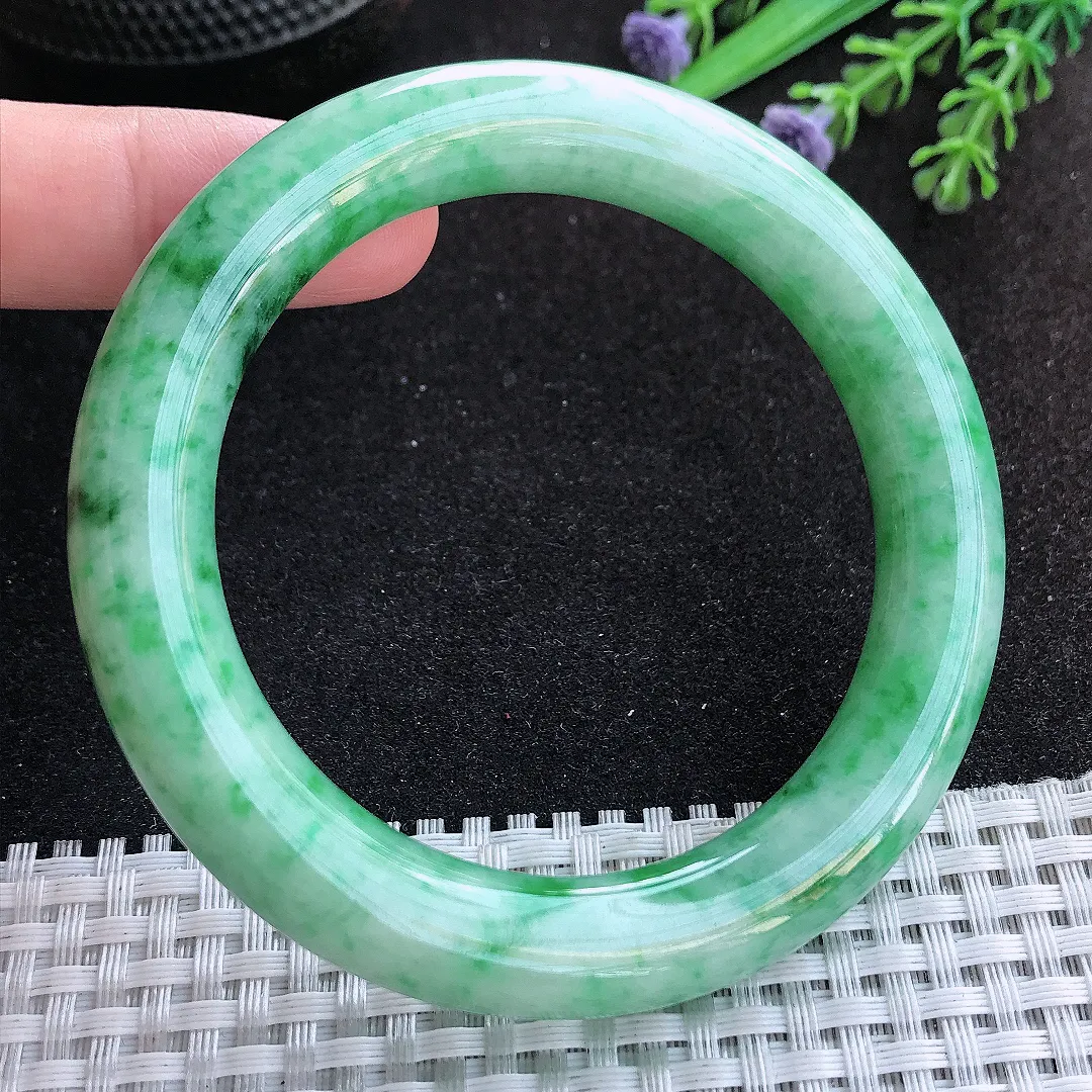 自然光58/10.8/11老坑精美冰润飘阳绿圆条手镯天然翡翠玉镯百搭女款