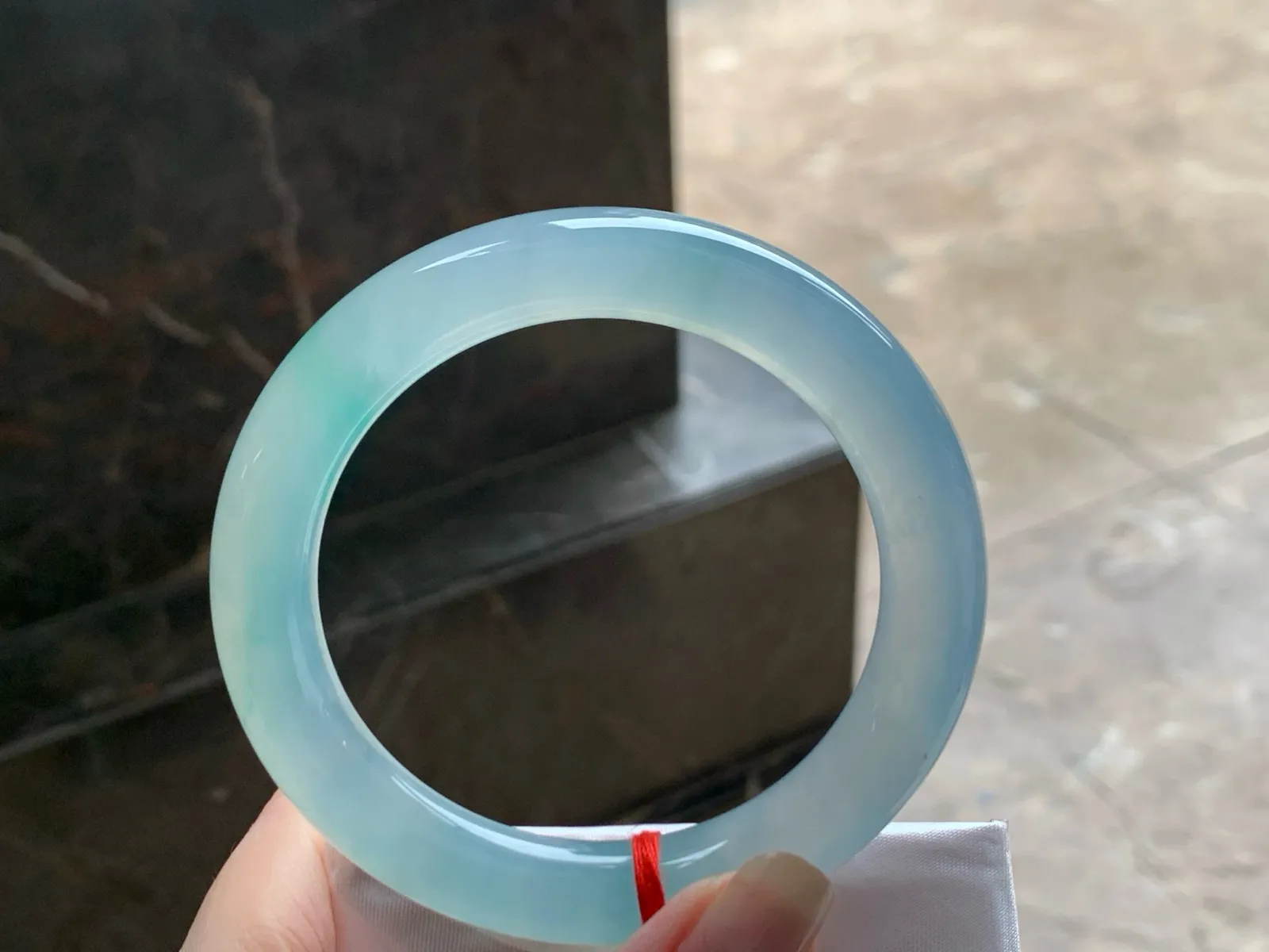 冰种飘色福镯
种老57.5/11