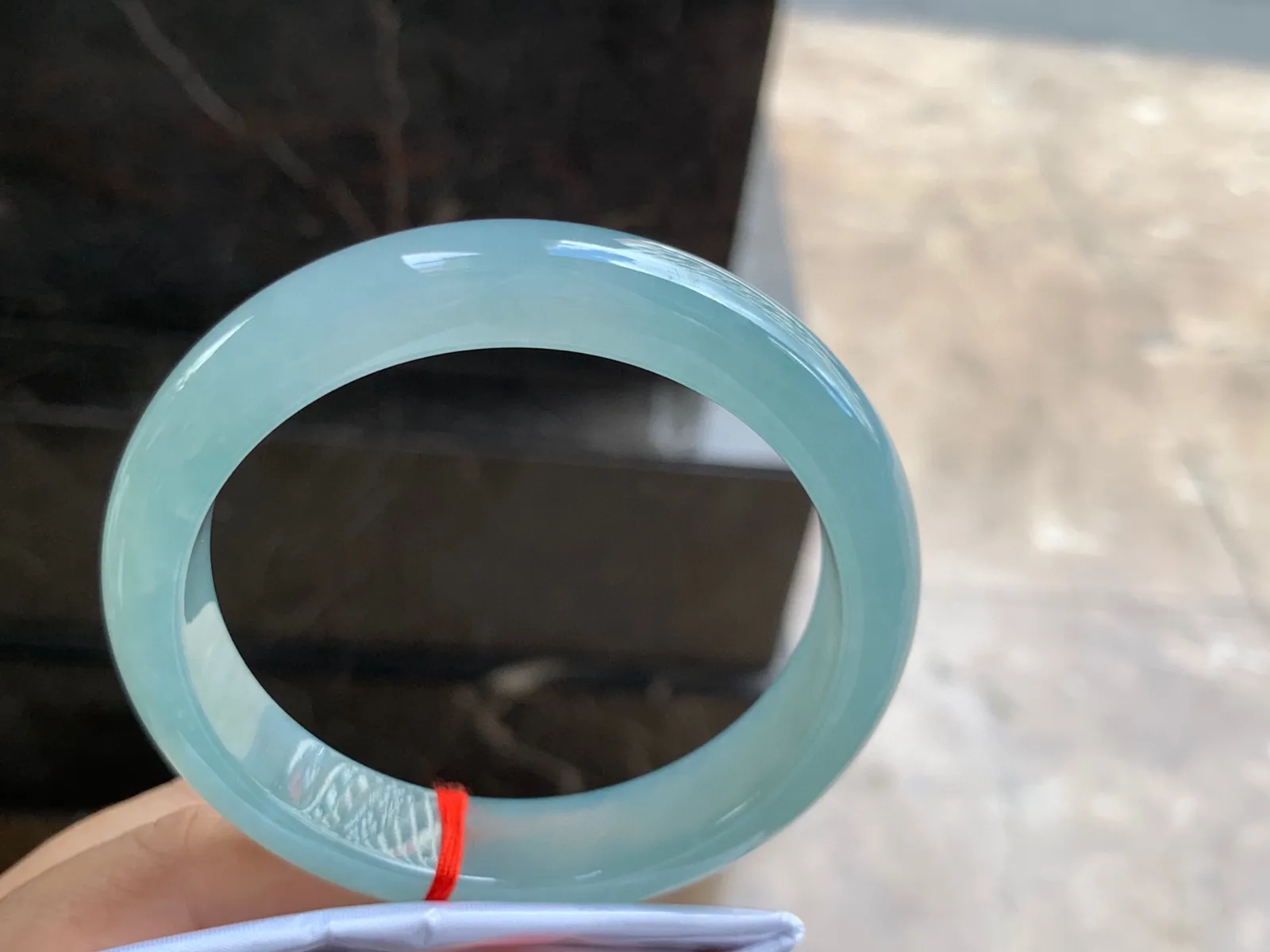 60-13-8.5mm
冰种晴水大圈口手镯 水润