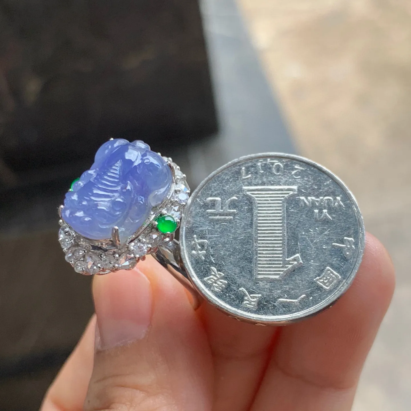 紫罗兰貔貅戒指 颜色浓郁 18K金镶嵌