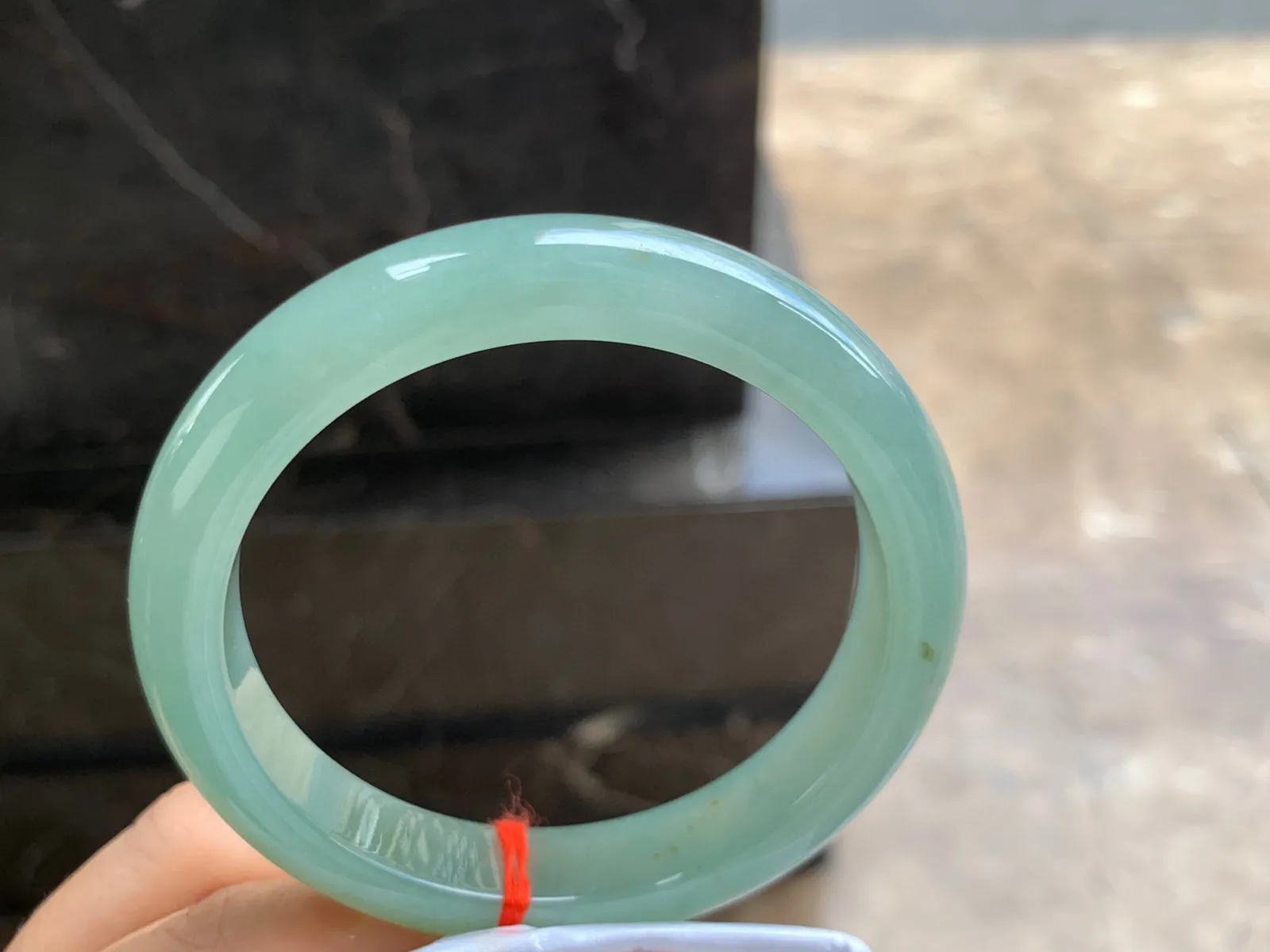 60-12-9mm
黄翡手镯 种好细腻 水润