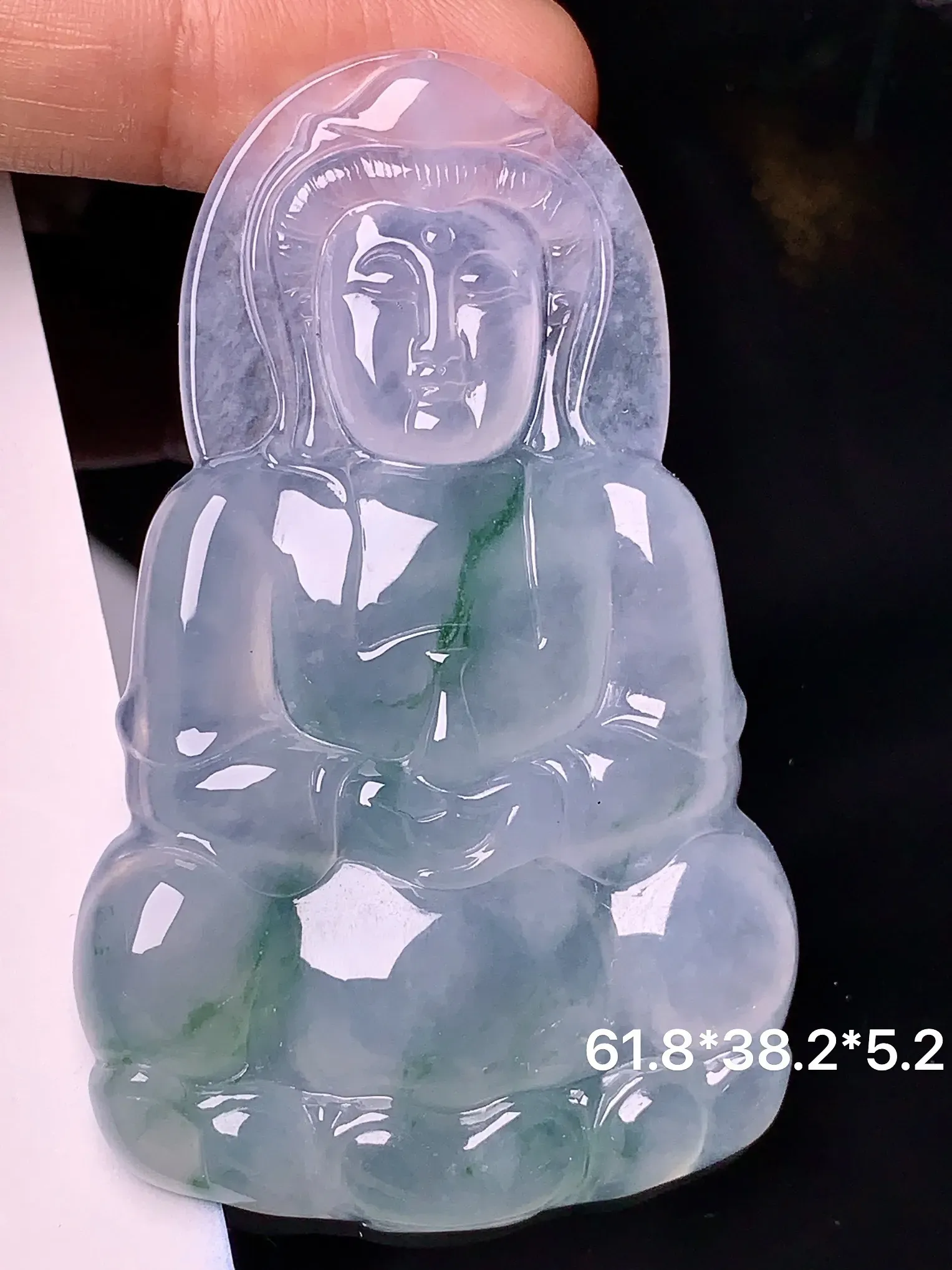 冰种飘绿观音吊坠 玉质细腻 色泽清新艳丽 整体尺寸61.8*38.2*5.2