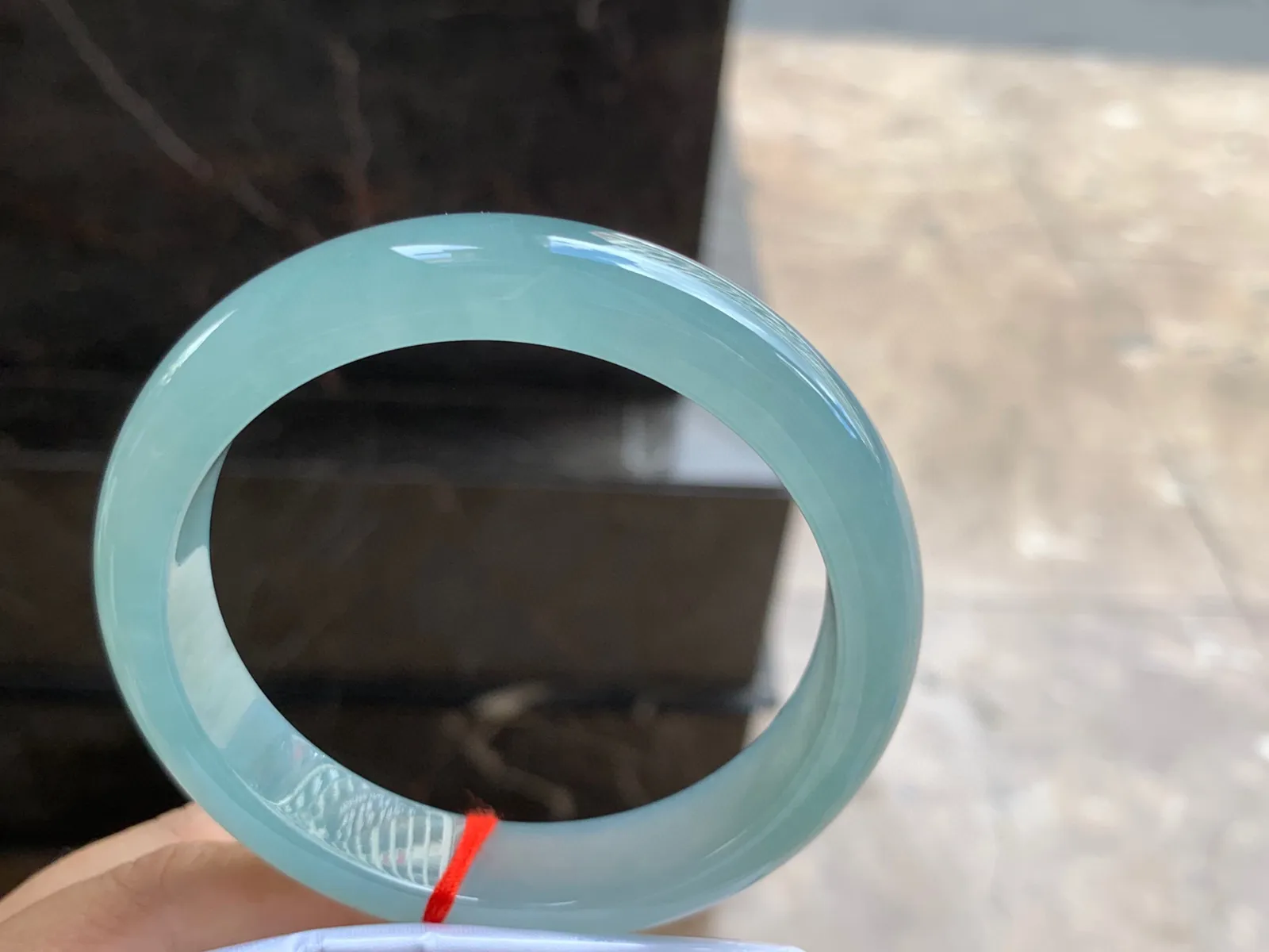 60-13-8.5mm
冰种晴水大圈口手镯 水润