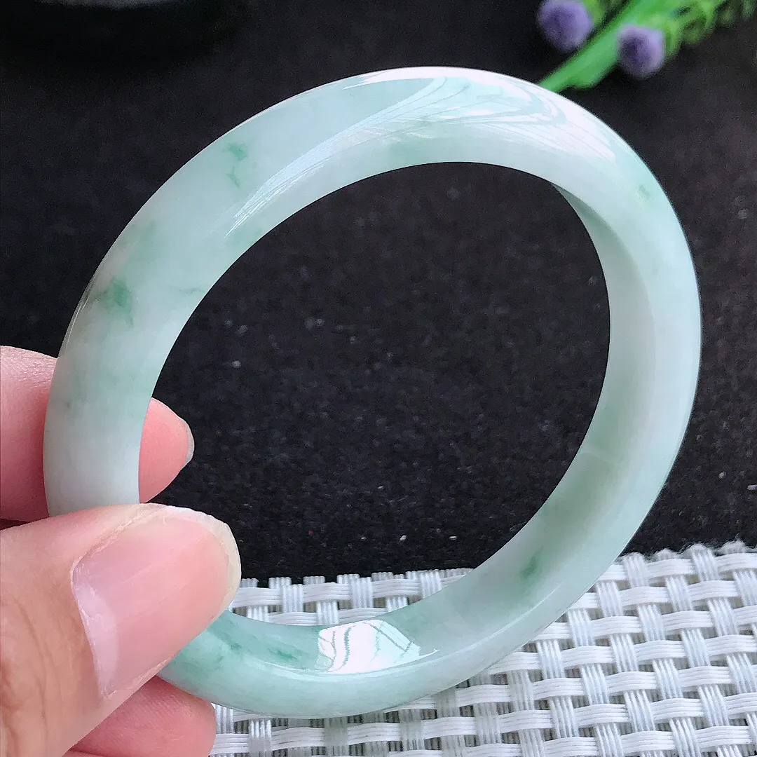 自然光56/10.6/7.9老坑清秀温润飘花手镯天然翡翠玉镯百搭女款