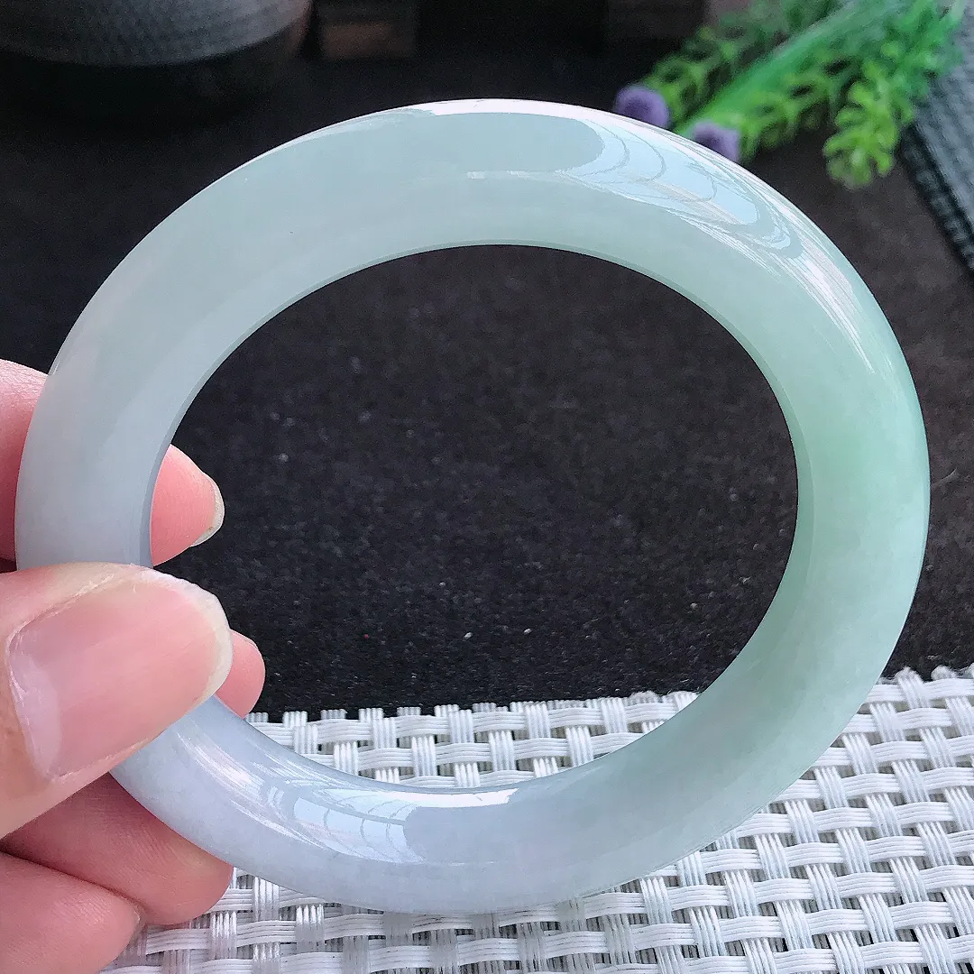 自然光56/11.9/11.2老坑秀气冰润天空蓝圆条手镯天然翡翠玉镯百搭女款