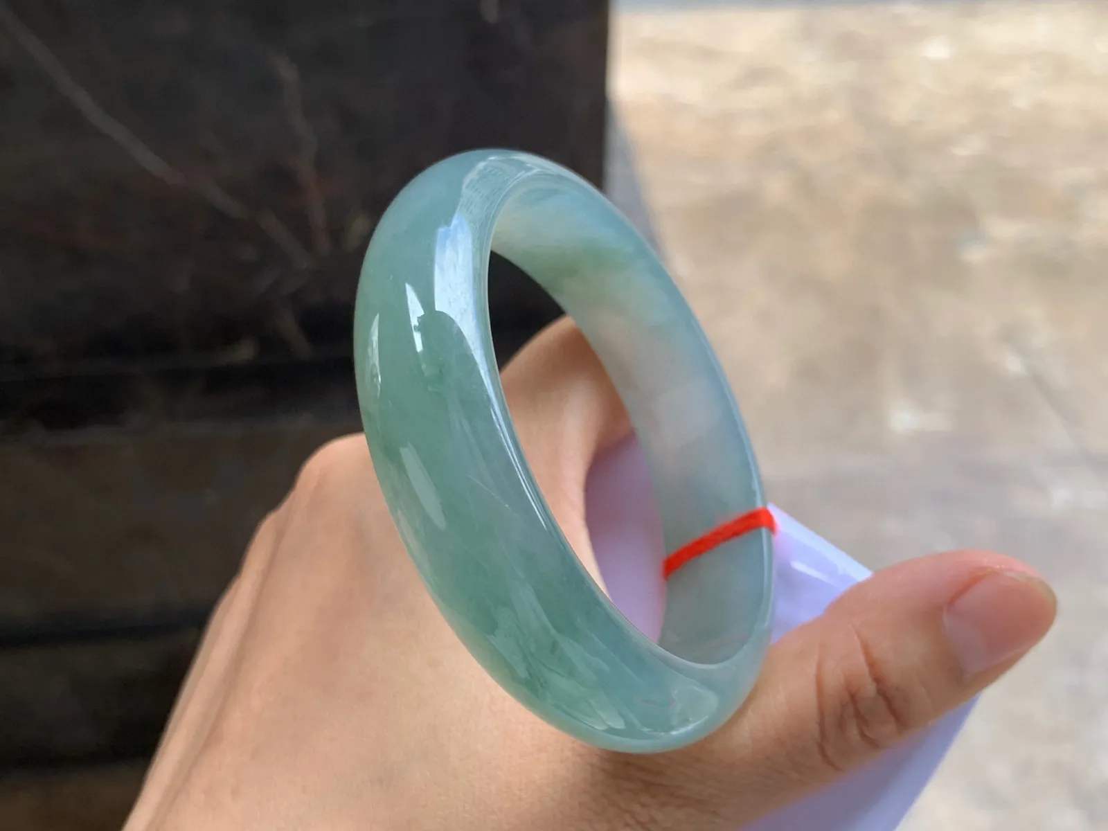 59-15.5-8mm
冰种带底色手镯 种好水润 宽版大气