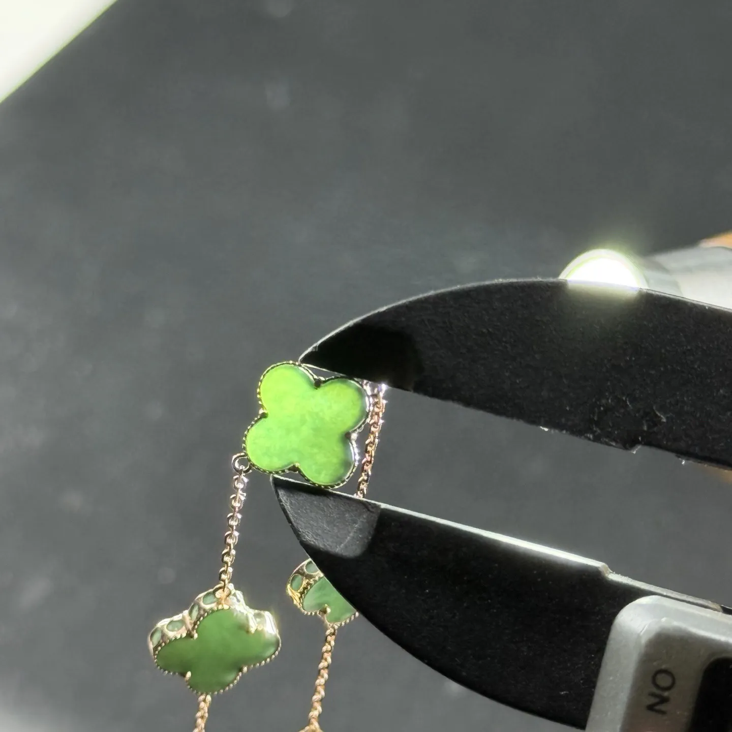 精品18k墨翠五花手链 种好色正 黑度极好 打灯通透 油性十足