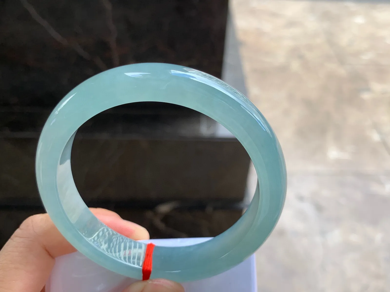60-13-8.5mm
冰种晴水大圈口手镯 水润