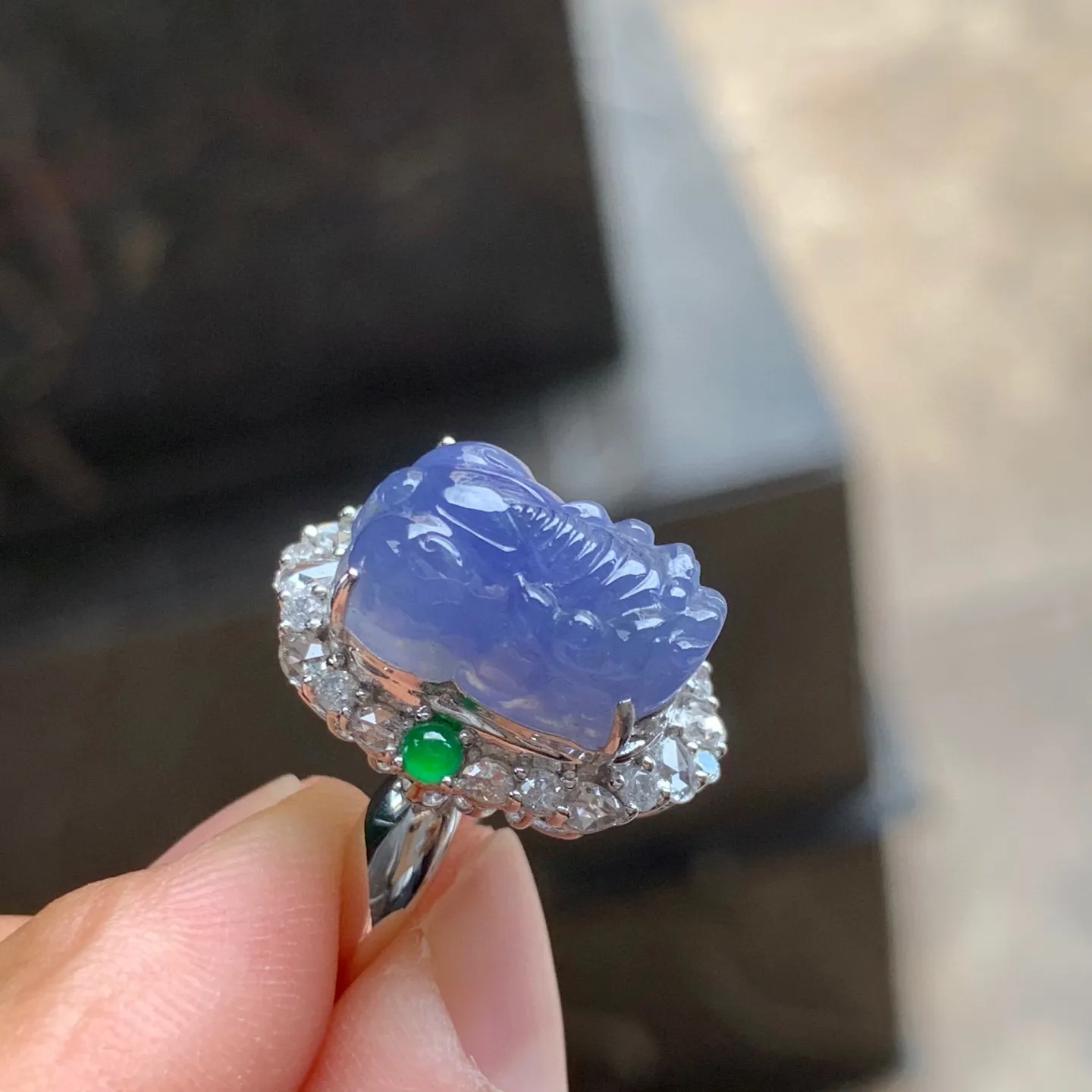紫罗兰貔貅戒指 颜色浓郁 18K金镶嵌