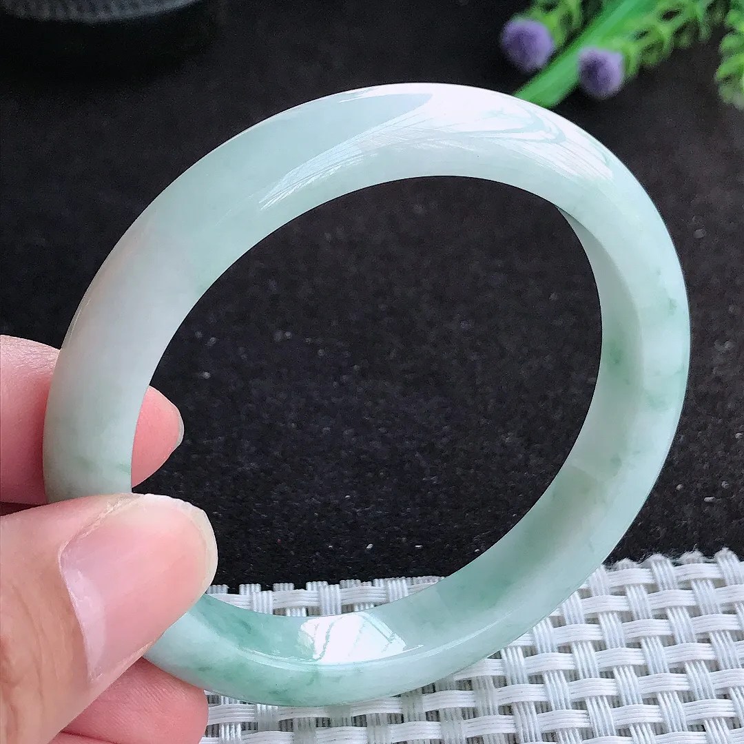 自然光56/10.6/7.9老坑清秀温润飘花手镯天然翡翠玉镯百搭女款