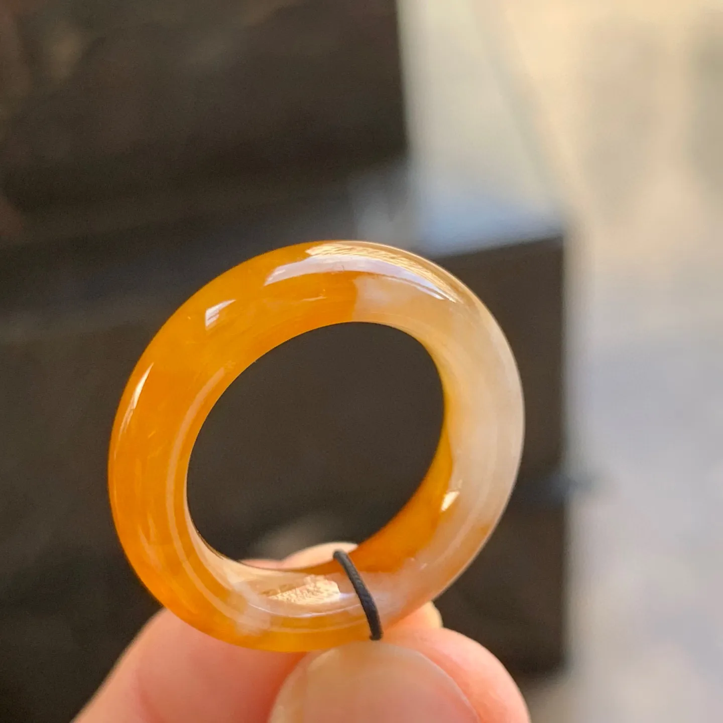 黄翡指环 颜色艳丽漂亮