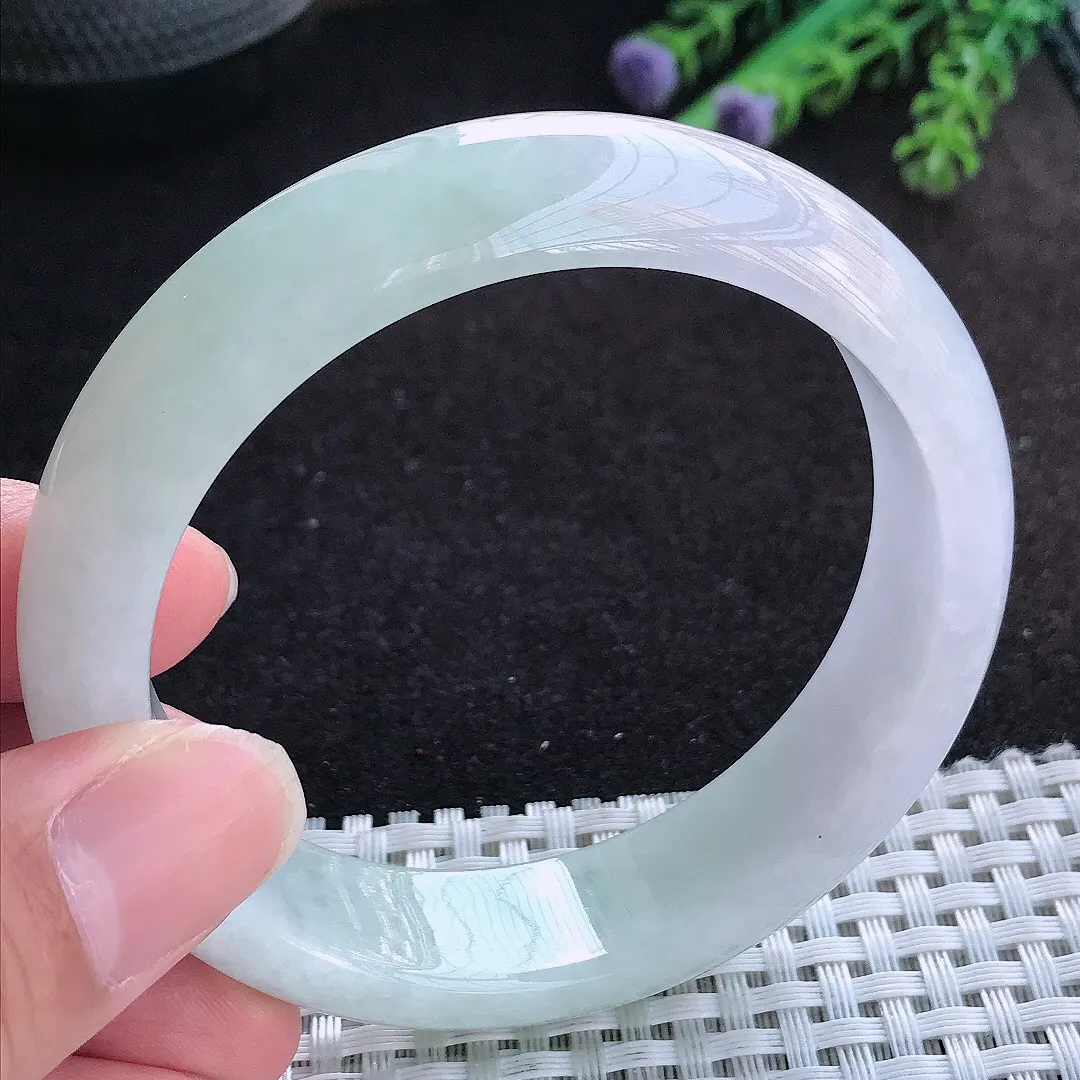 自然光57.5/15/8.5老坑秀气冰润宽边手镯天然翡翠玉镯百搭女款